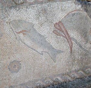 Est�i Roman Palace