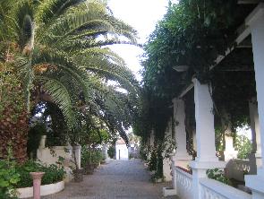 {short description of image}